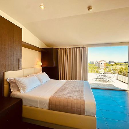 Hotel Miramare - Spa & Suites - Free Breakfast & Brunch Until 13-00 체르비아 외부 사진