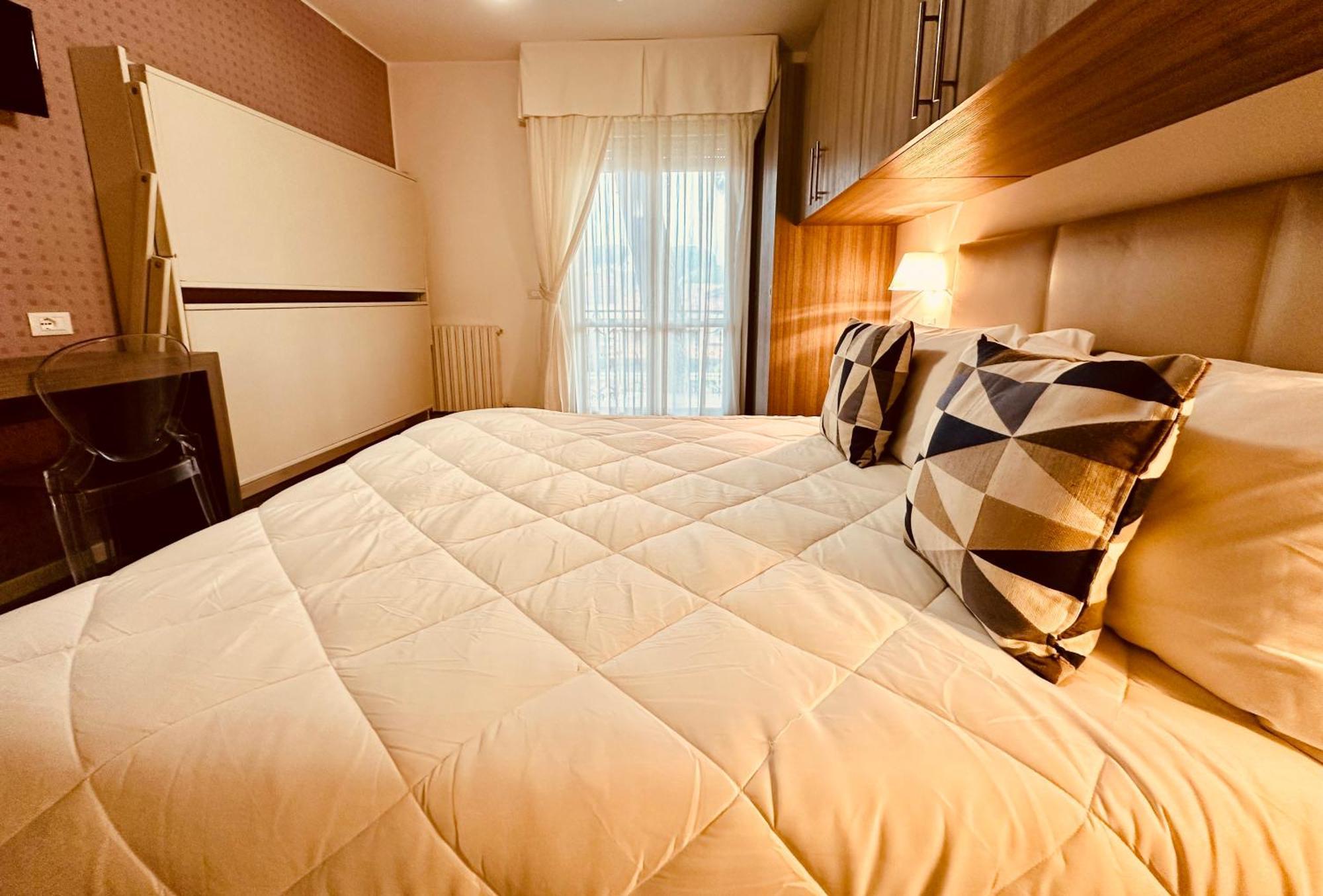 Hotel Miramare - Spa & Suites - Free Breakfast & Brunch Until 13-00 체르비아 객실 사진